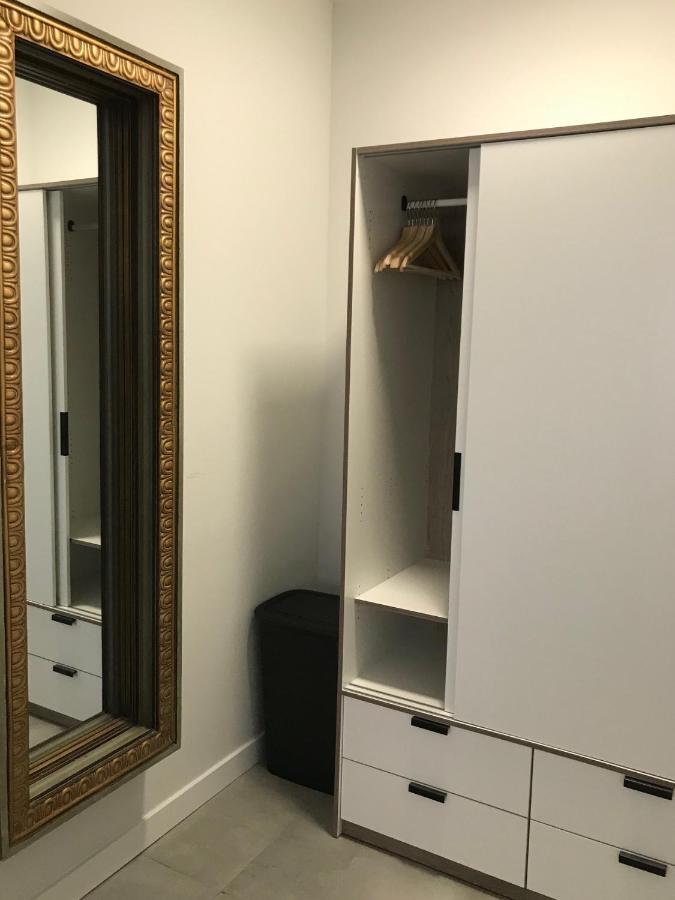 Apartamento New! Renovated, Centrally Located, Private Entrance, Terrace Valencia Exterior foto